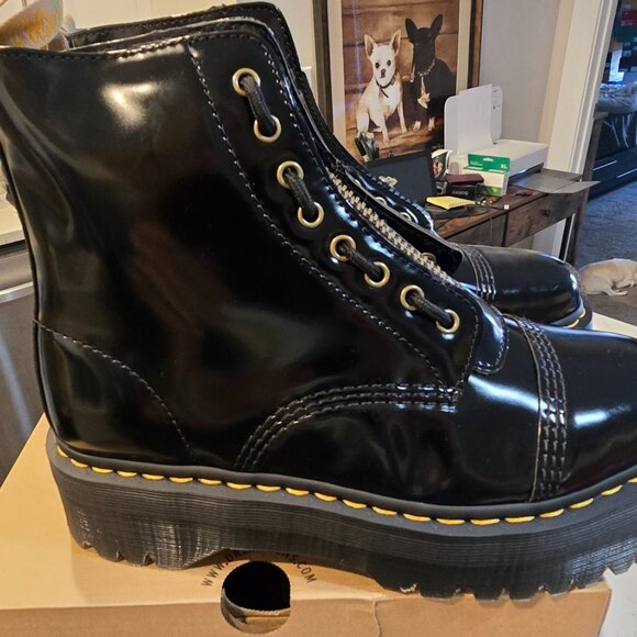 Dr. Martens Vegan Leather Sinclair 26410001 Platform Boot Boots Women's Sz 9 NEW - Picture 6 of 10